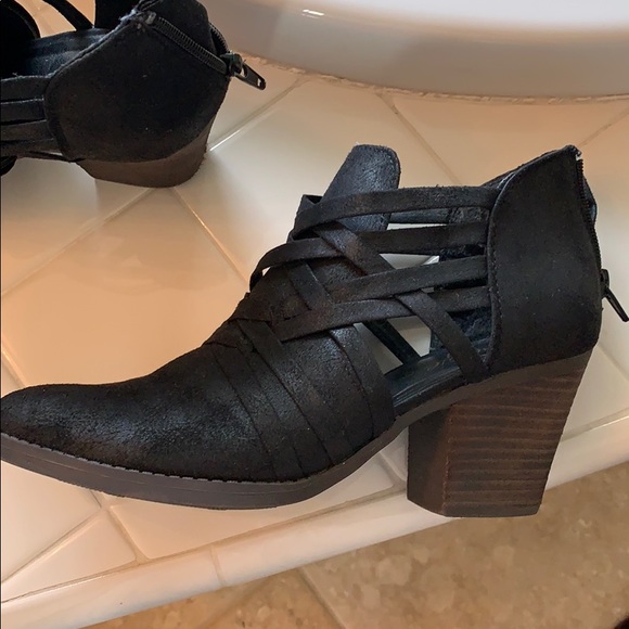 Booties - Picture 2 of 4